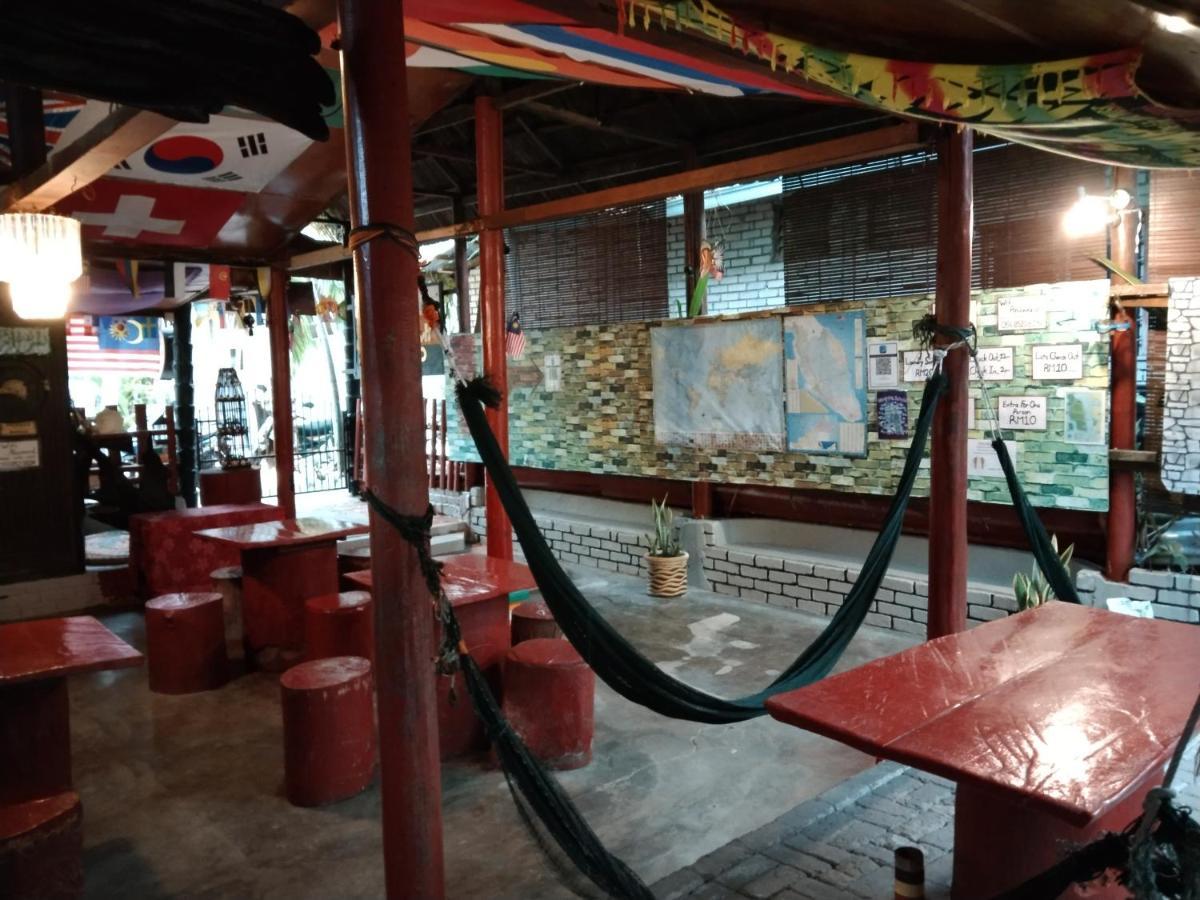 甘榜直落尼巴 Nazri Nipah Camp Pangkor酒店 外观 照片