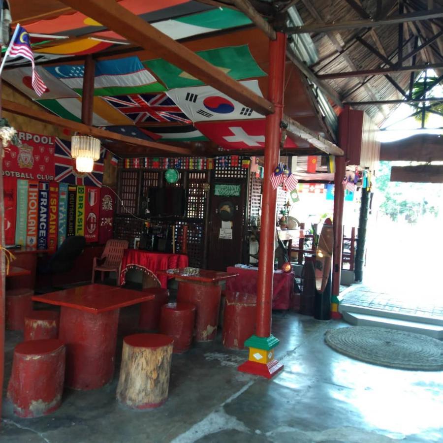甘榜直落尼巴 Nazri Nipah Camp Pangkor酒店 外观 照片