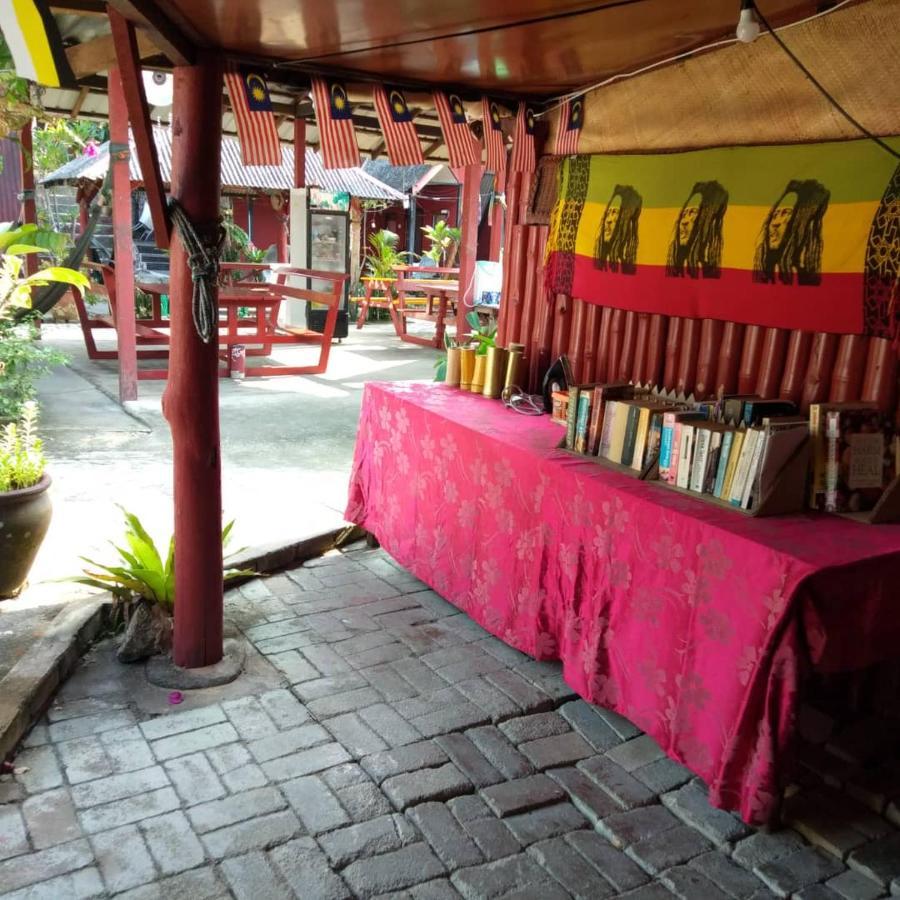 甘榜直落尼巴 Nazri Nipah Camp Pangkor酒店 外观 照片