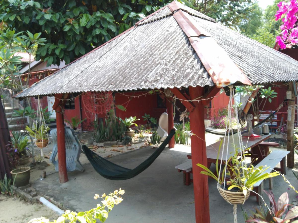 甘榜直落尼巴 Nazri Nipah Camp Pangkor酒店 外观 照片
