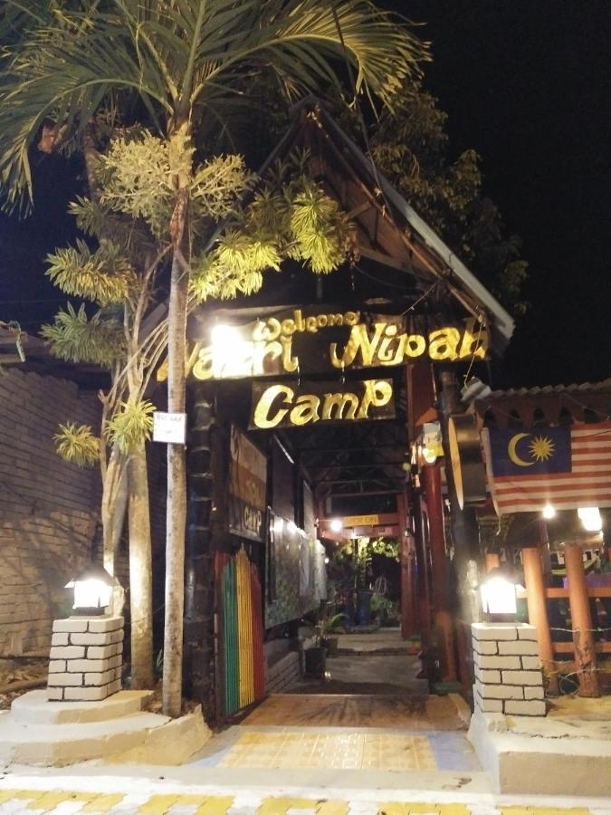 甘榜直落尼巴 Nazri Nipah Camp Pangkor酒店 外观 照片