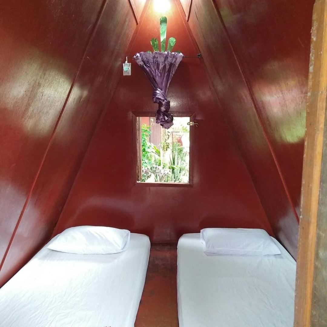 甘榜直落尼巴 Nazri Nipah Camp Pangkor酒店 客房 照片
