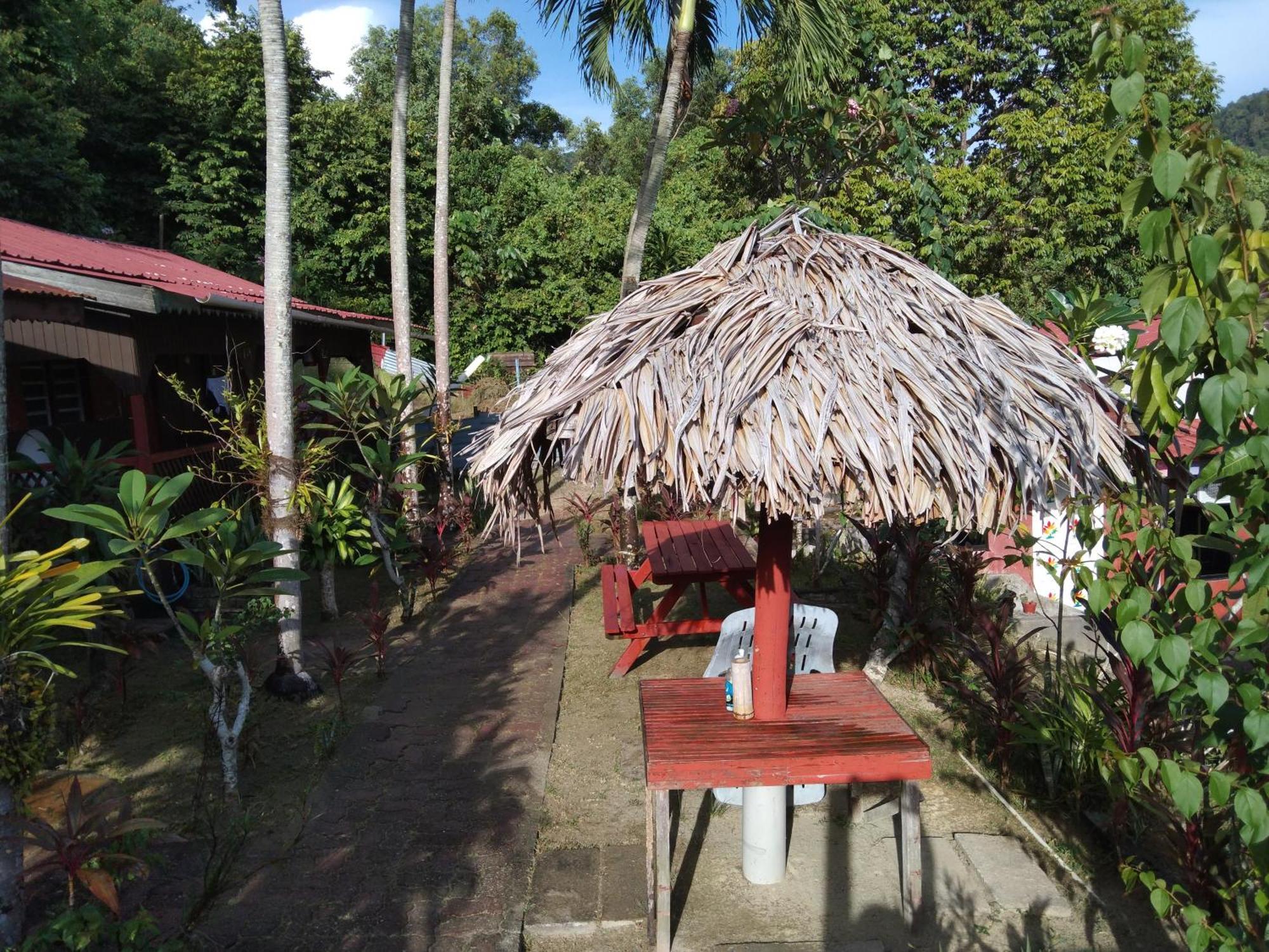甘榜直落尼巴 Nazri Nipah Camp Pangkor酒店 客房 照片