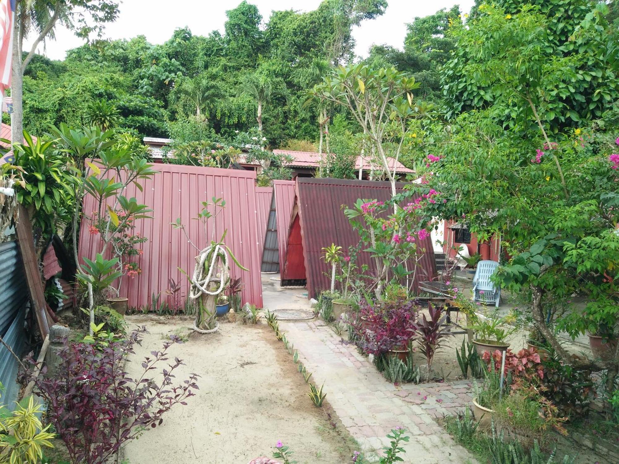 甘榜直落尼巴 Nazri Nipah Camp Pangkor酒店 客房 照片